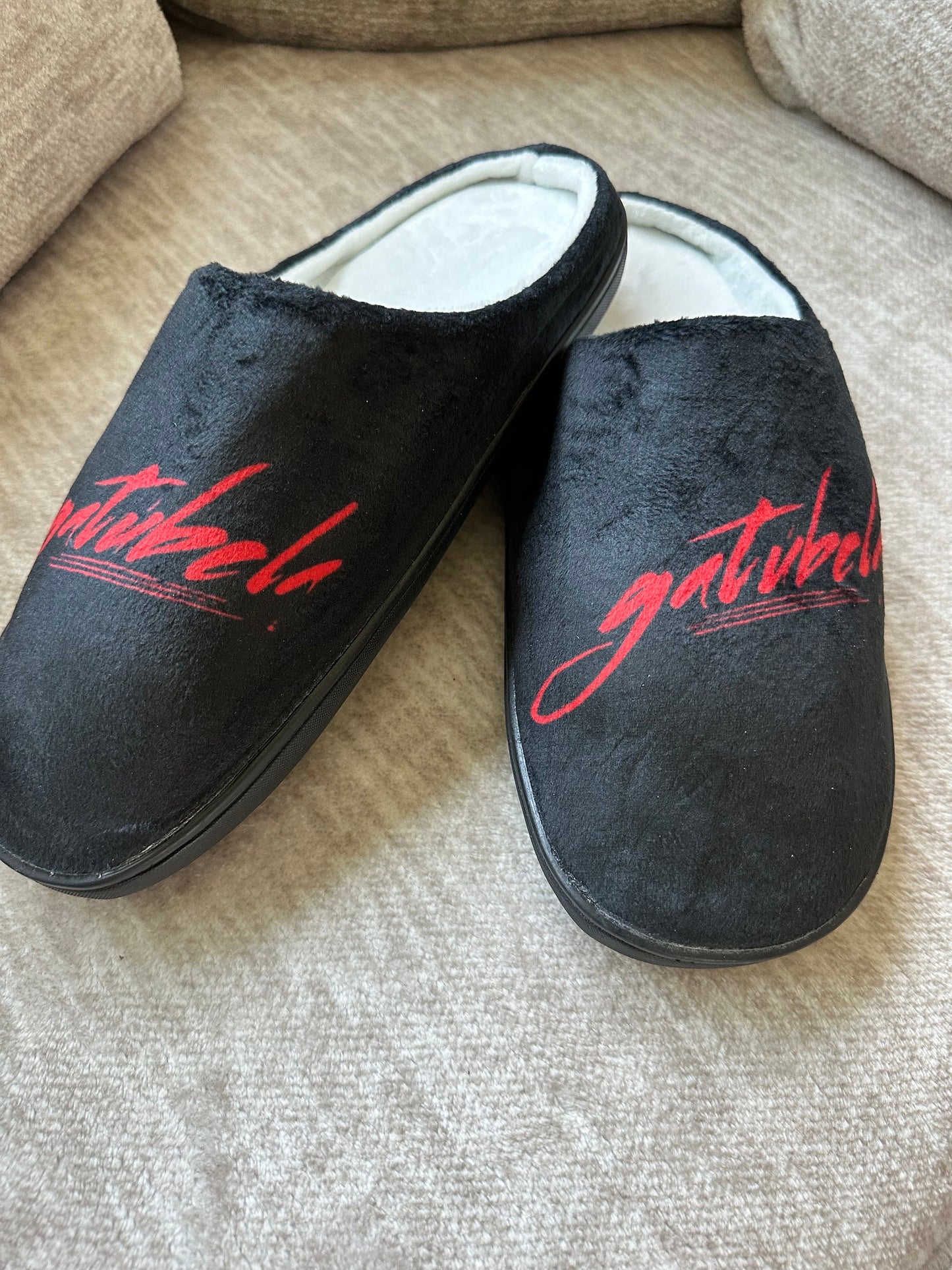 Gatubela | Manana sera bonito Slippers | Tomorrow will be nice  | KG | Trending now | Karol G