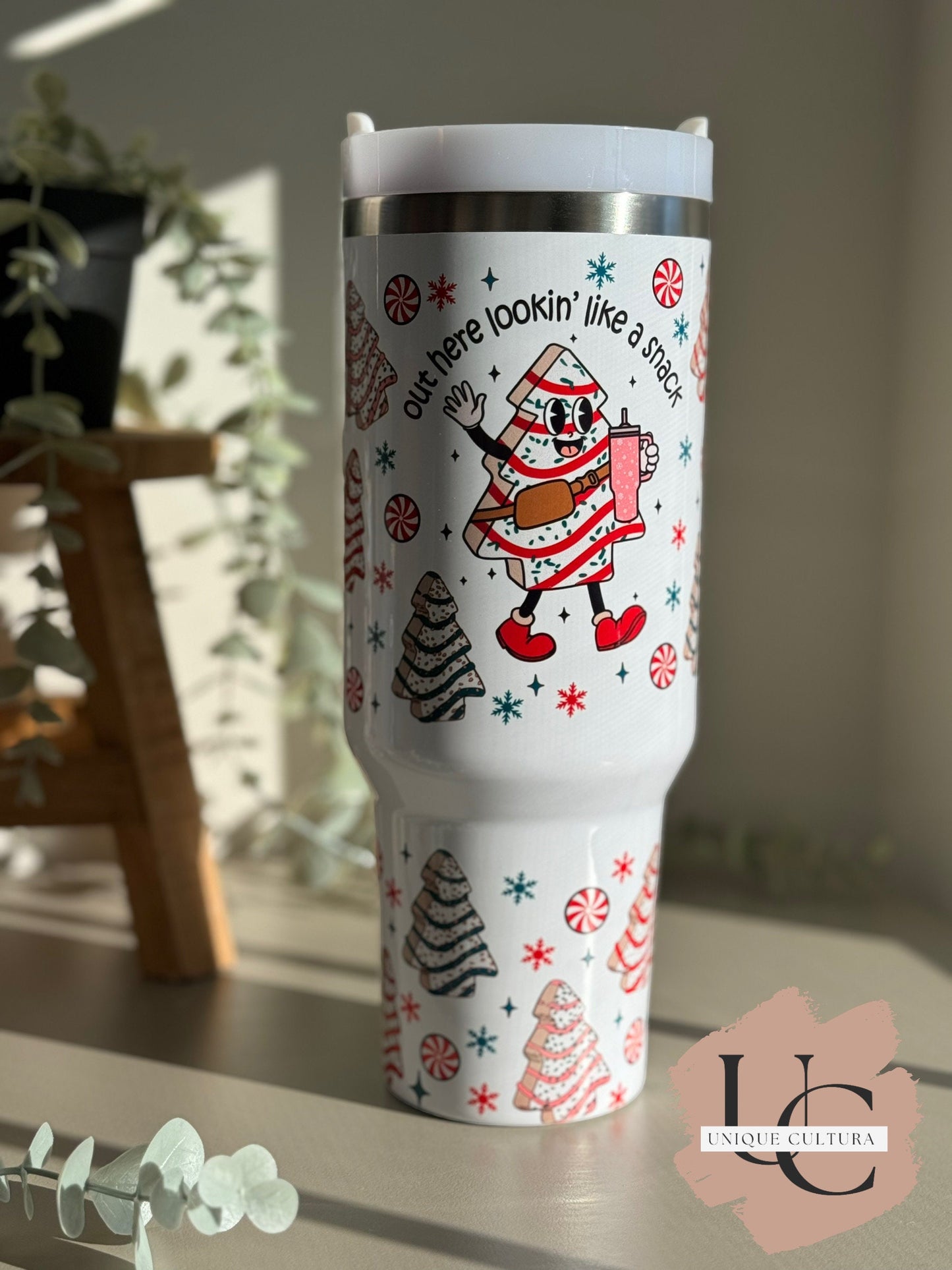 Christmas 40 oz Tumbler | Looking Like a Snack